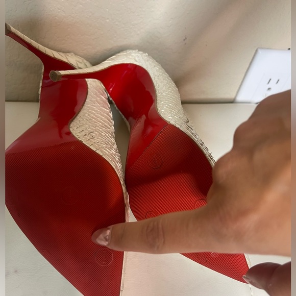 Christian Louboutin white pumps (python) - Picture 7 of 8